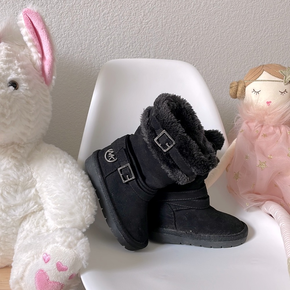 MICHAEL KORS WINTER BOOTS